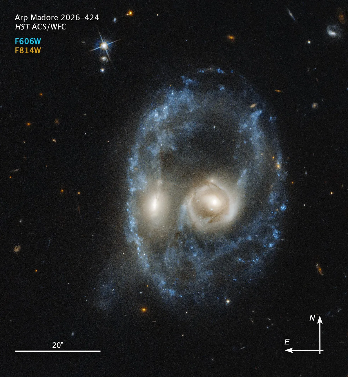Choque de galaxias a 704 millones de años luz: ¡un espectáculo cósmico! 🌌